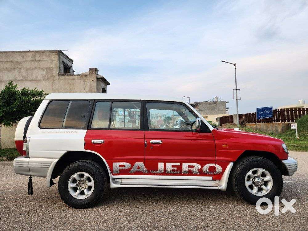 Mitsubishi Pajero 2.8 Sfx Bsiv Dual Tone, 2011, Diesel