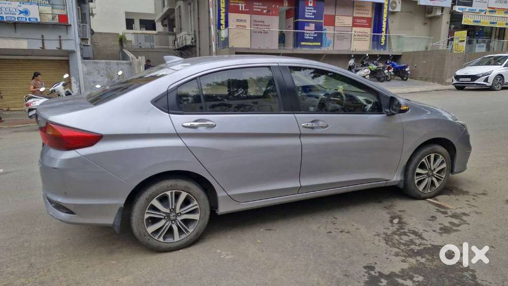 Honda City 1.5 V 5th Gen I-vtec Mt, 2022, Petrol