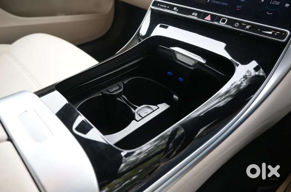 Mercedes-benz C-class C 200, 2025, Petrol
