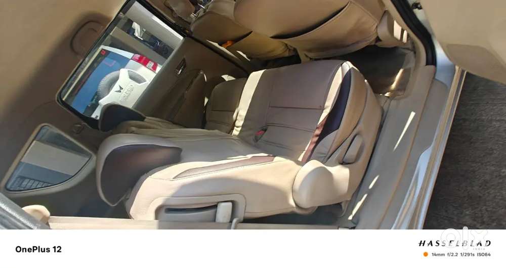 Maruti Suzuki Ertiga 2015 Diesel 182000 Km Driven