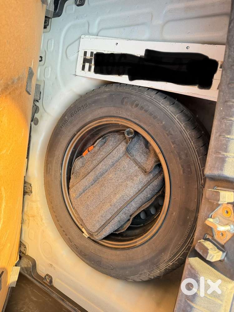 Hyundai Venue 2021 Petrol Well Maintained