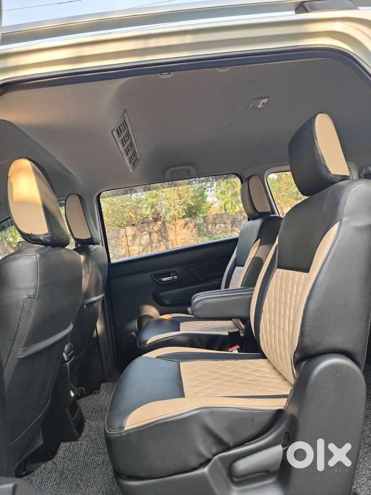 Maruti Suzuki Xl6 1.5 Zeta Mt, 2024, Petrol