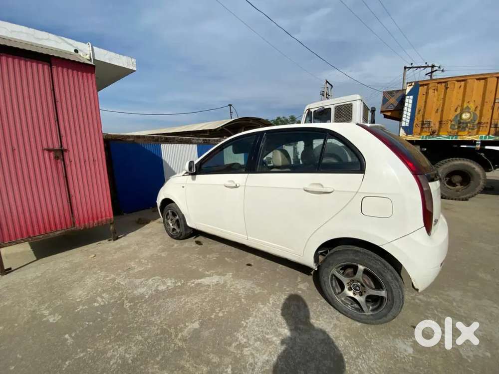 Tata Indica Vista 2012 Model With Alloy And Touch Screen Bass Tube