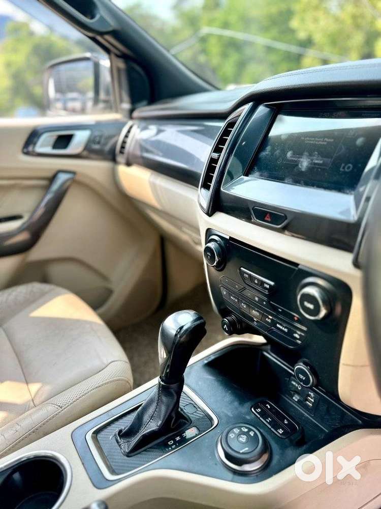 Ford Endeavour 3.2 Titanium At 4x4, 2016, Diesel