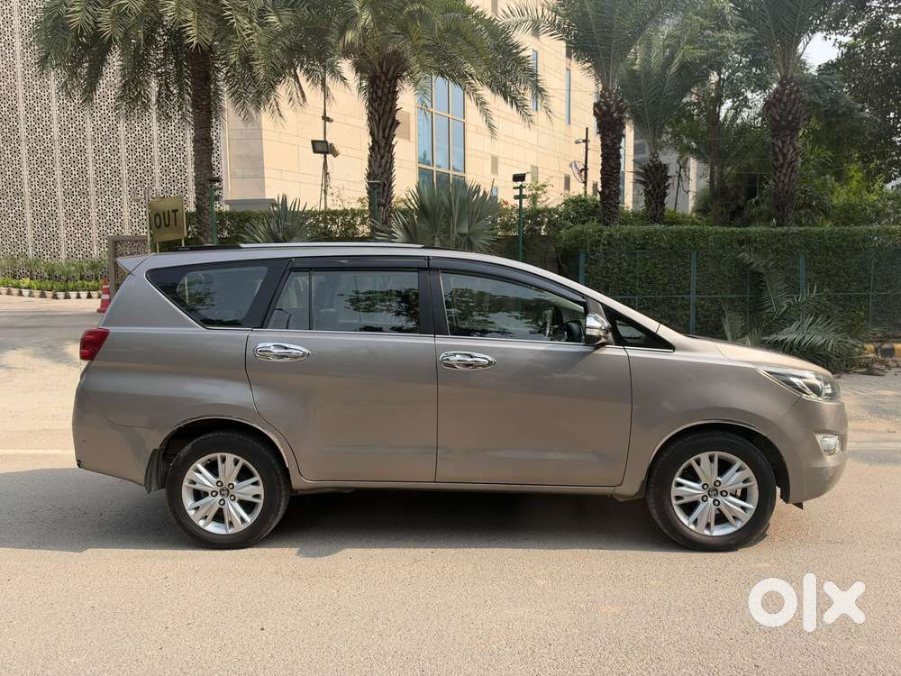 Toyota Innova Crysta 2.7 Zx At, 2017, Petrol