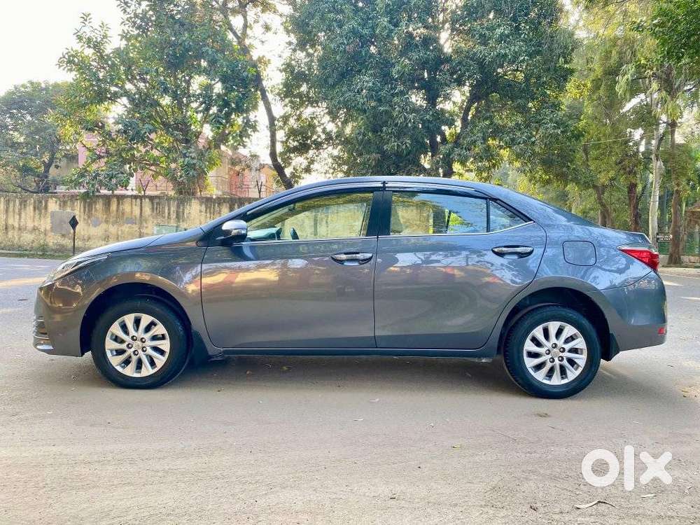 Toyota Corolla Altis 1.8 G Cvt, 2019, Petrol