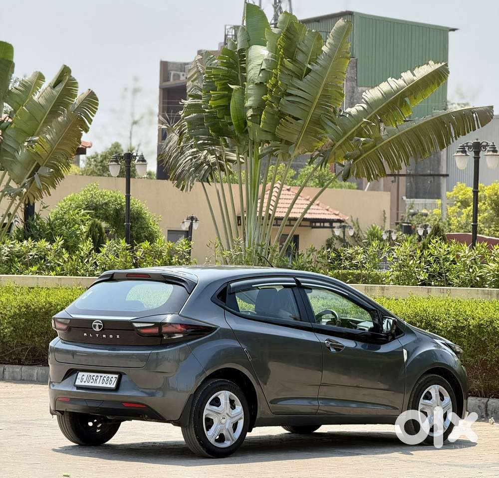 Tata Altroz 1.2 Xt, 2023, Petrol