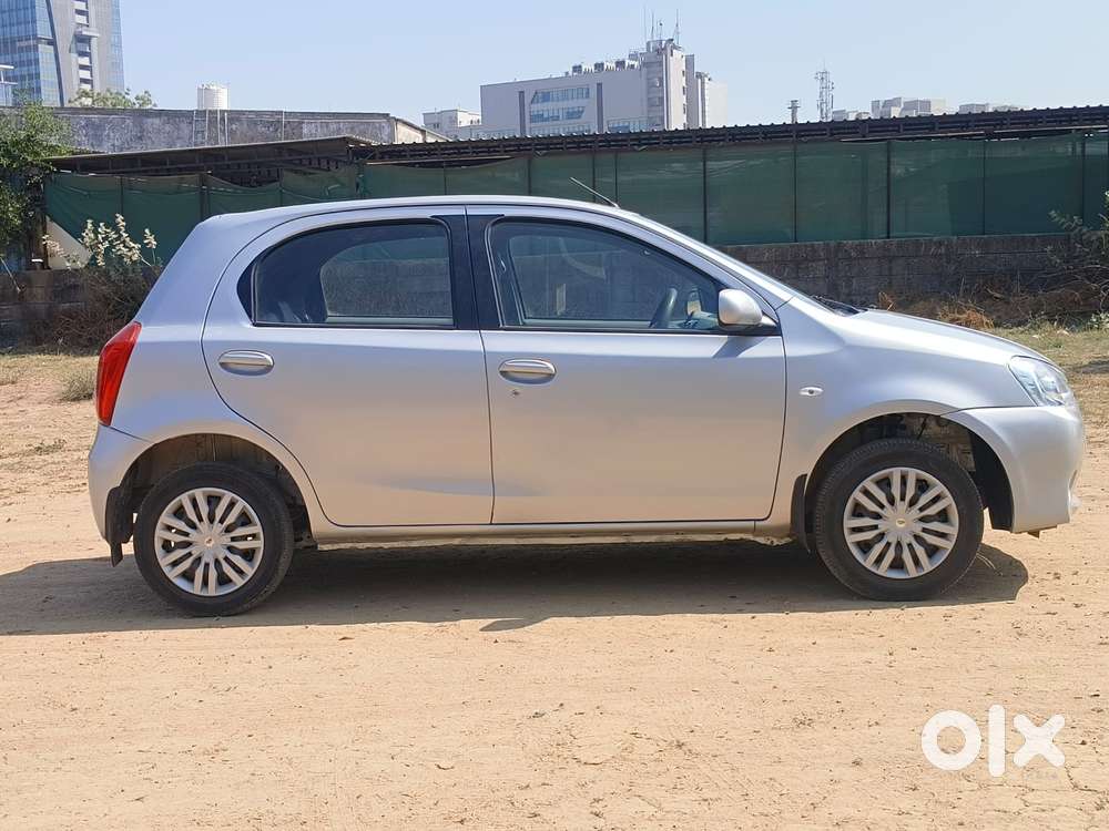 Toyota Etios Liva G Plus, 2011, Petrol