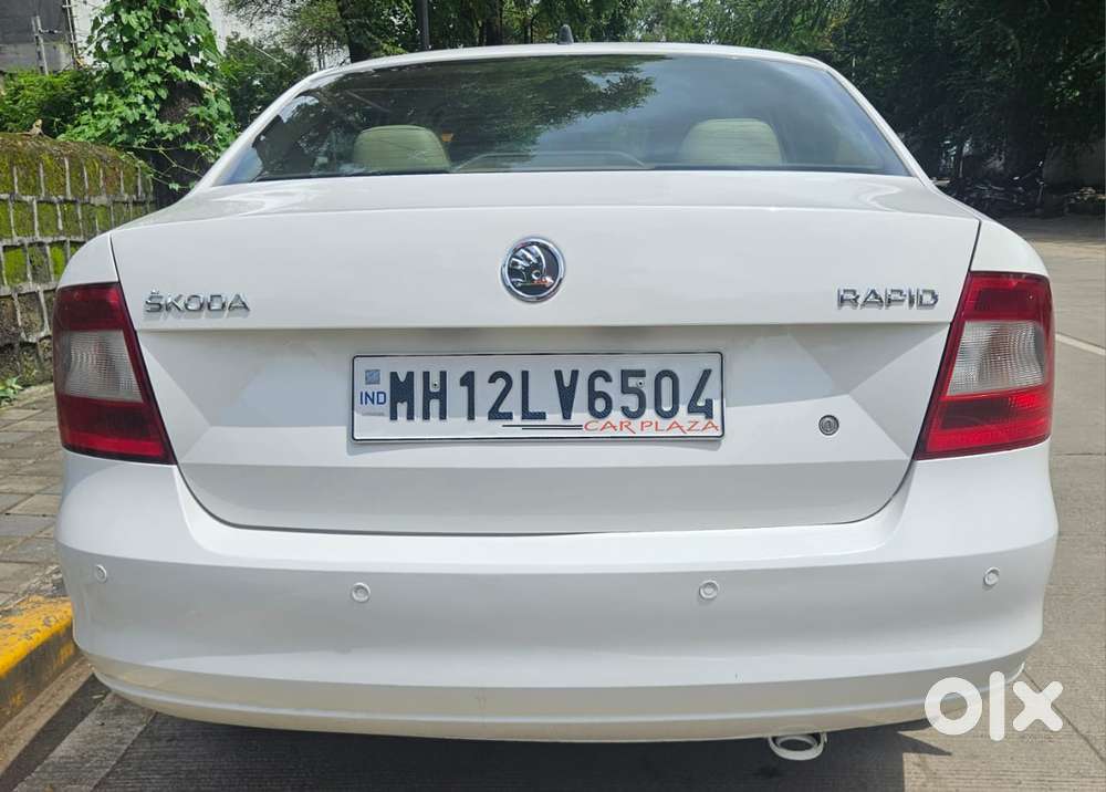 Skoda Rapid 1.5 Tdi At Ambition With Alloy Wheel, 2015, Diesel