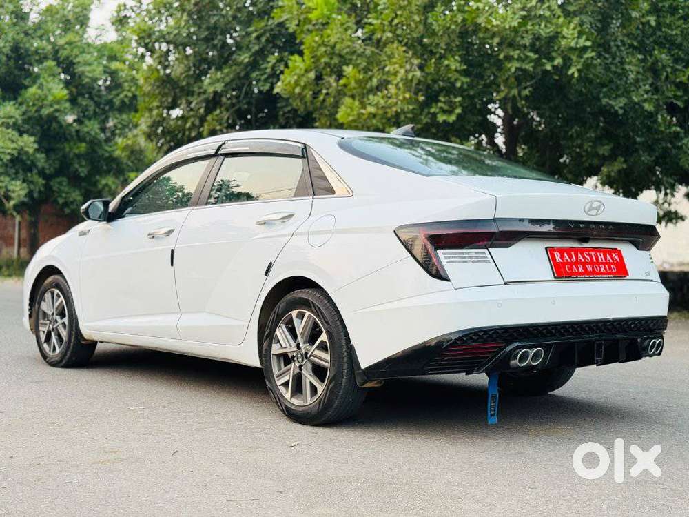 Hyundai Verna 1.5 Sx Petrol Mt, 2024, Petrol