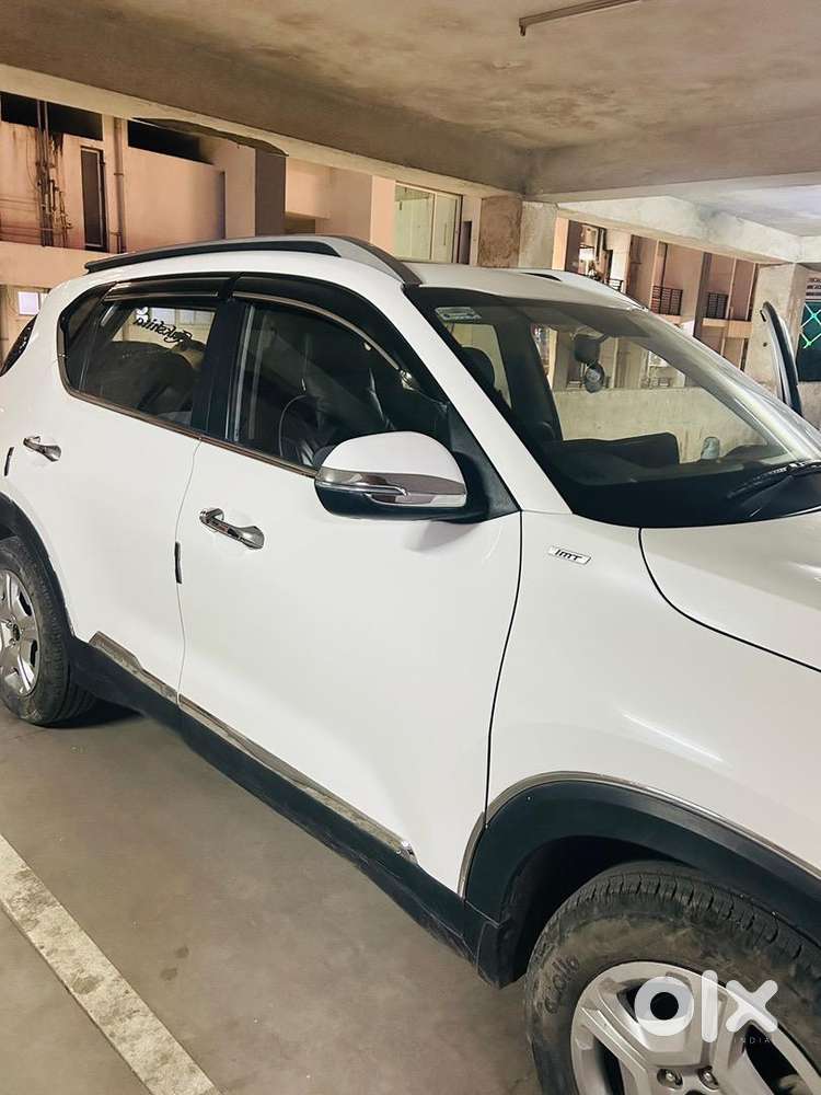 Kia Sonet 2023 Petrol Good Condition
