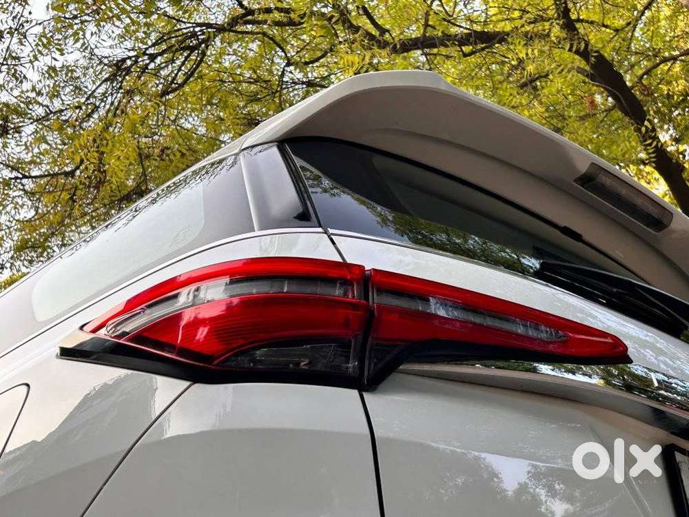 Toyota Fortuner 4x2 At 2.7 Petrol, 2024, Petrol