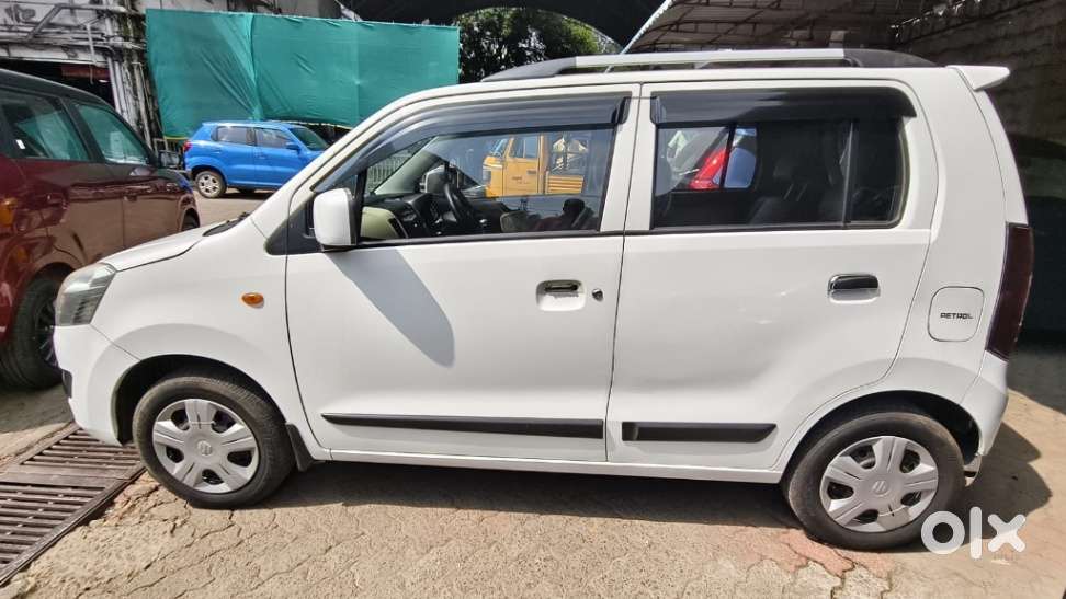 Maruti Suzuki Wagon R Amt Vxi, 2017, Petrol