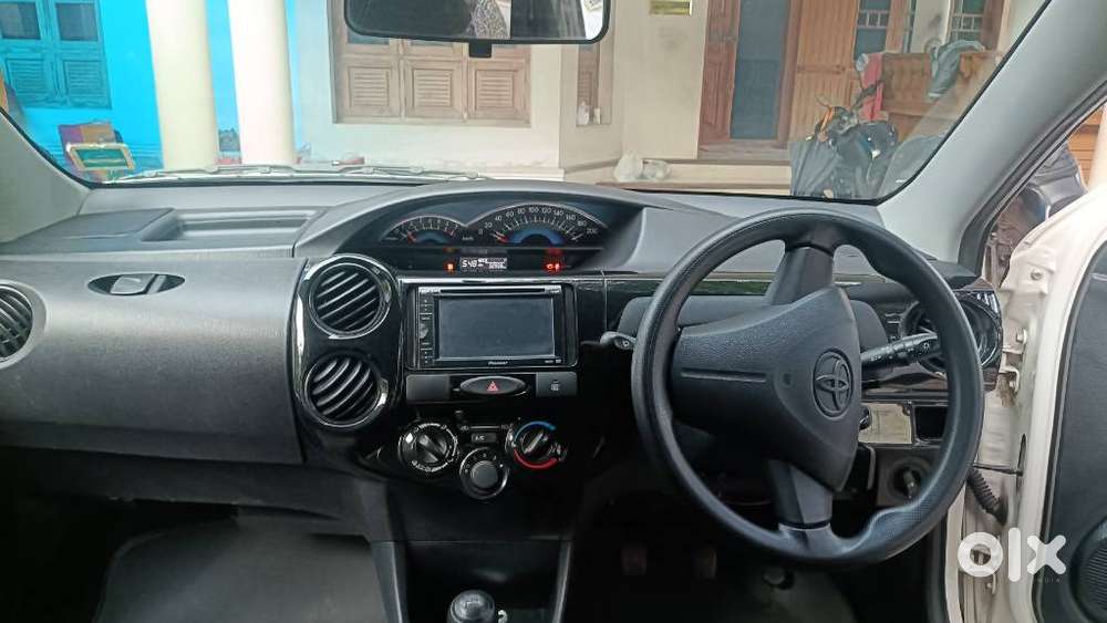 Toyota Etios Cross 1.2l G, 2014, Petrol