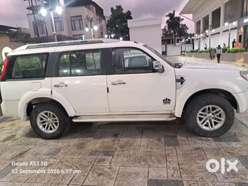 Ford Endeavour 2012 Diesel 3rd Owner