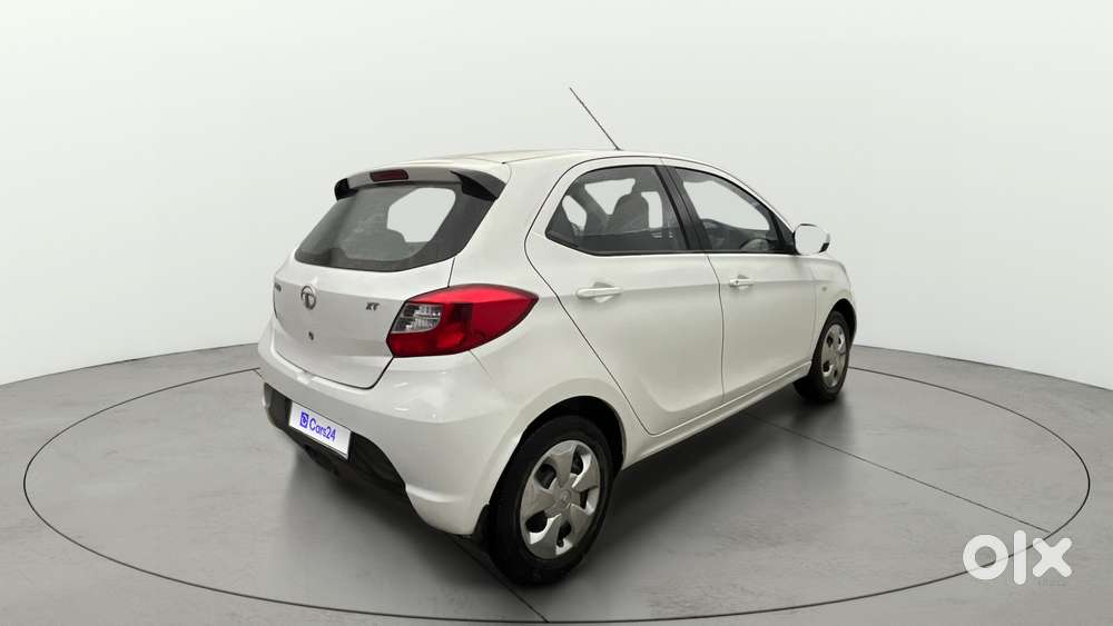 Tata Tiago 1.2 Revotron Xt, 2016, Petrol