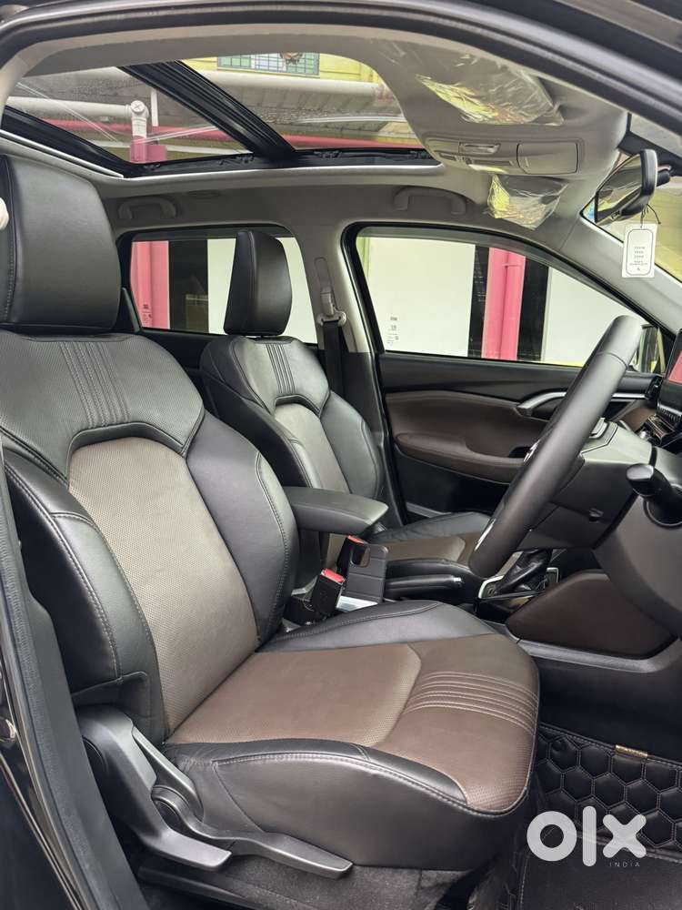 Toyota Urban Cruiser Hyryder 1.5 V Neo Drive Awd, 2024, Cng & Hybrid..