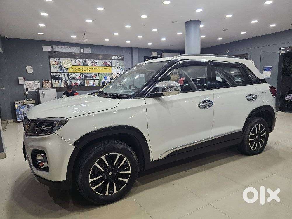 Maruti Suzuki Brezza 1.5 Zxi Plus Smart Hybrid, 2021, Petrol