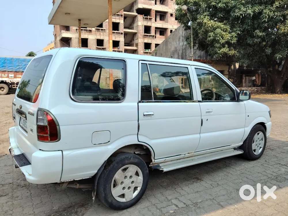 Chevrolet Tavera Ls B1 2010