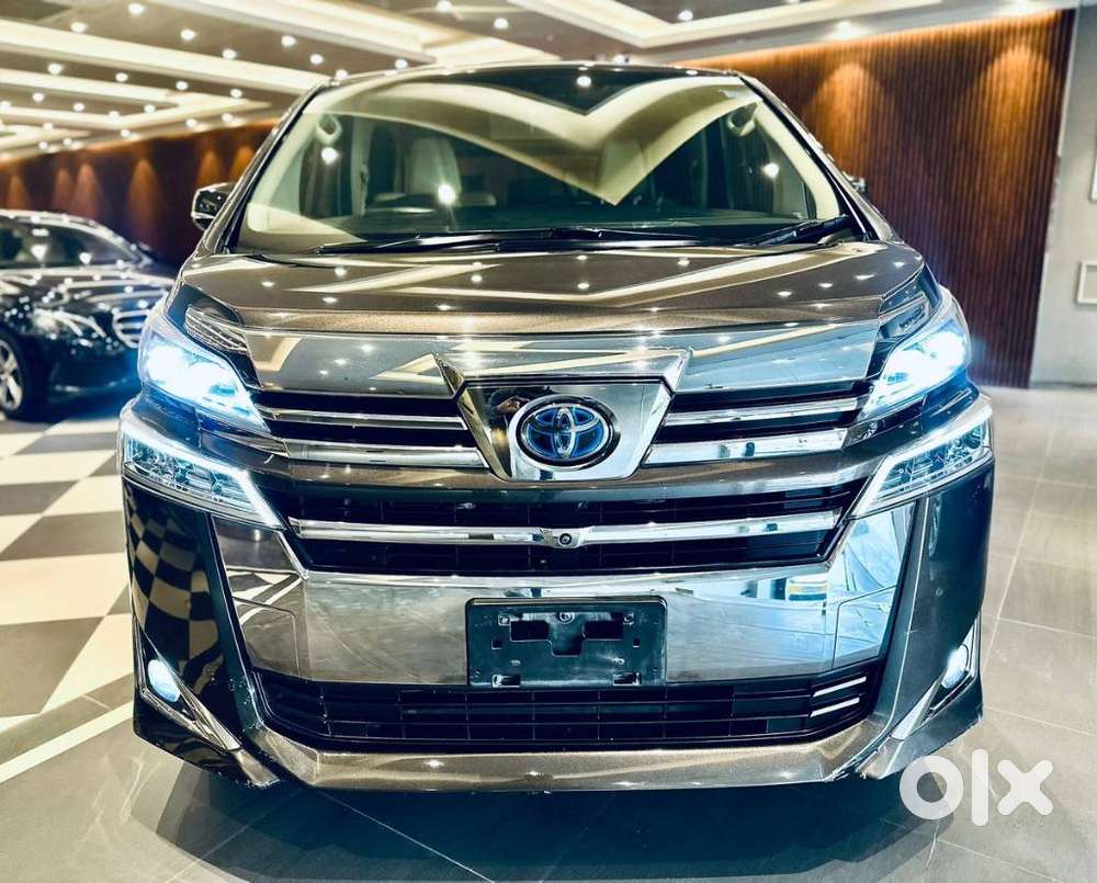 Toyota Vellfire Vip – Executive Lounge, 2021, Petrol