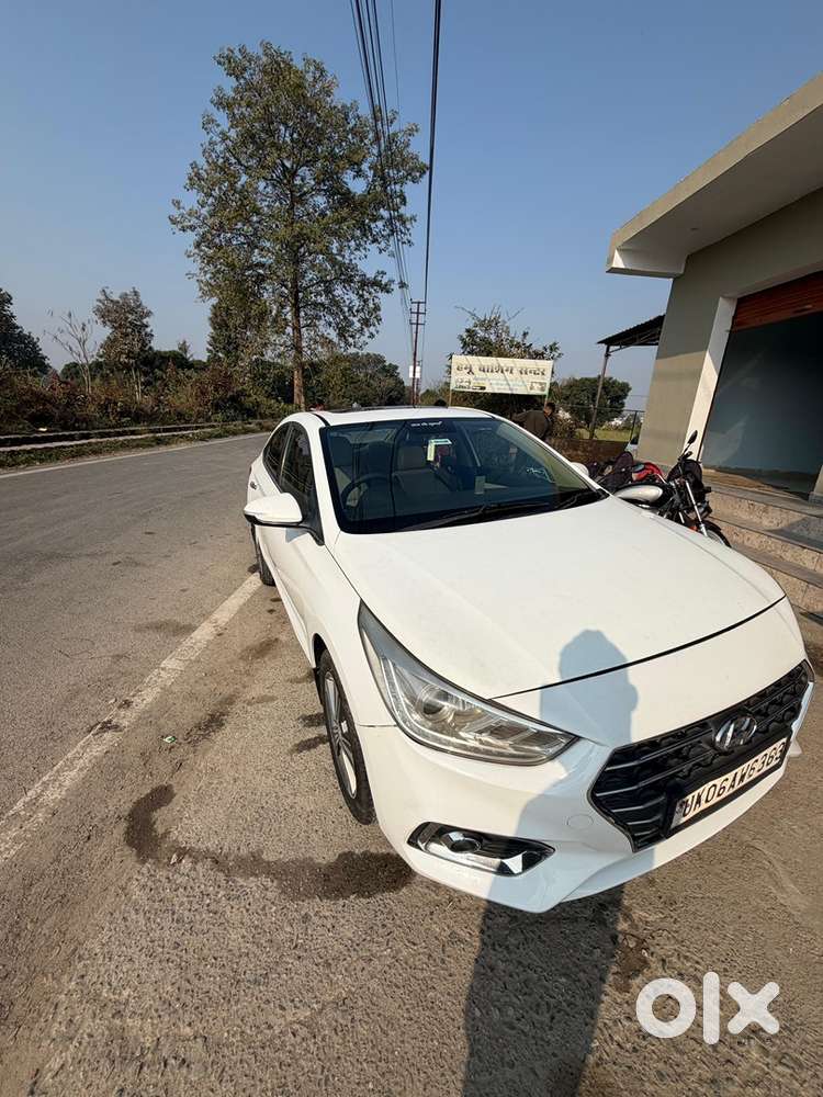 Automatic Hyundai Verna  2019