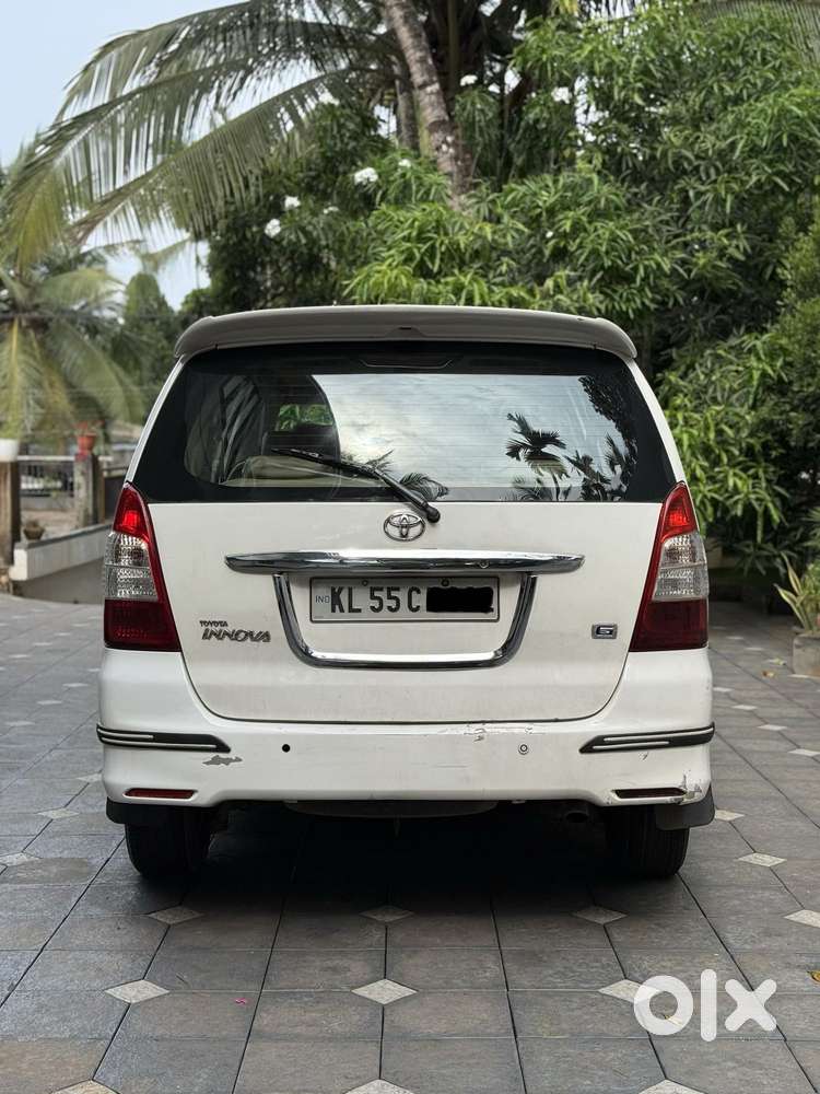 Toyota Innova 2.5 G (diesel) 8 Seater, 2009, Diesel