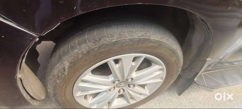 Toyota Innova Crysta 2016 Diesel 150000 Km Driven