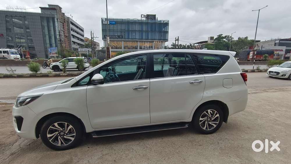 Toyota Innova Crysta 2.4 V, 2022, Diesel