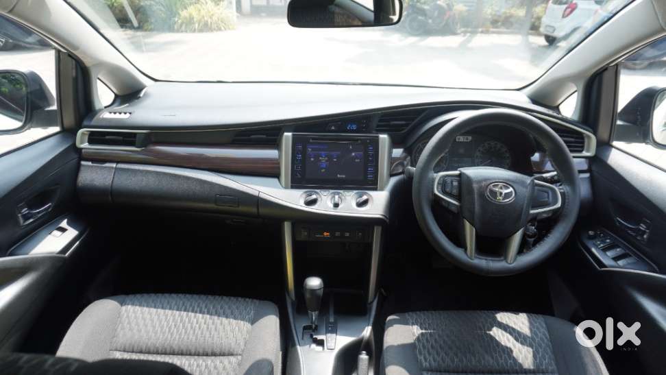 Toyota Innova Crysta [2020-ongoing] 2.4 Gx 7 Str, 2020, Diesel