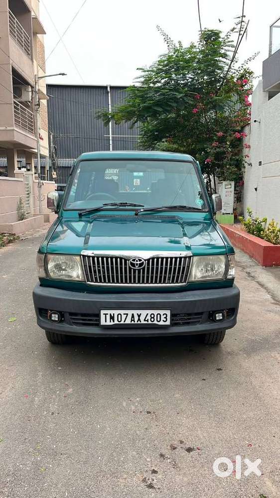 Toyota Qualis Gs C7, 2004, Diesel