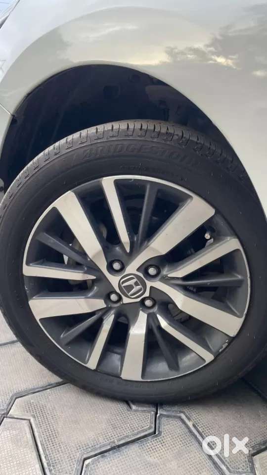 Honda City Zx Petrol Mt, 2022, Petrol