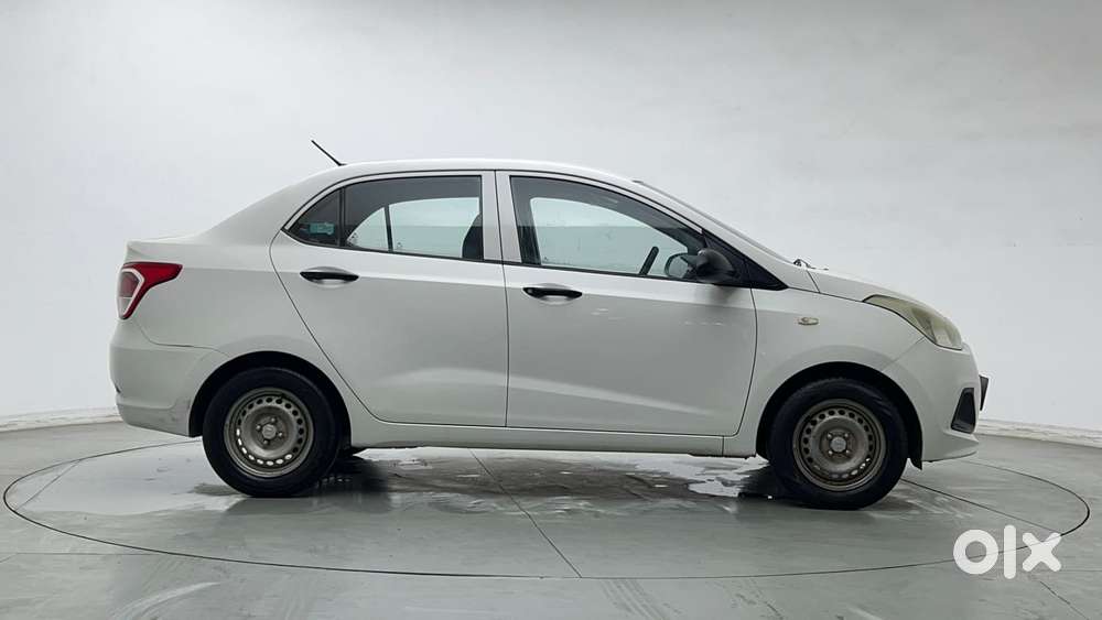 Hyundai Xcent Base 1.2, 2015, Petrol