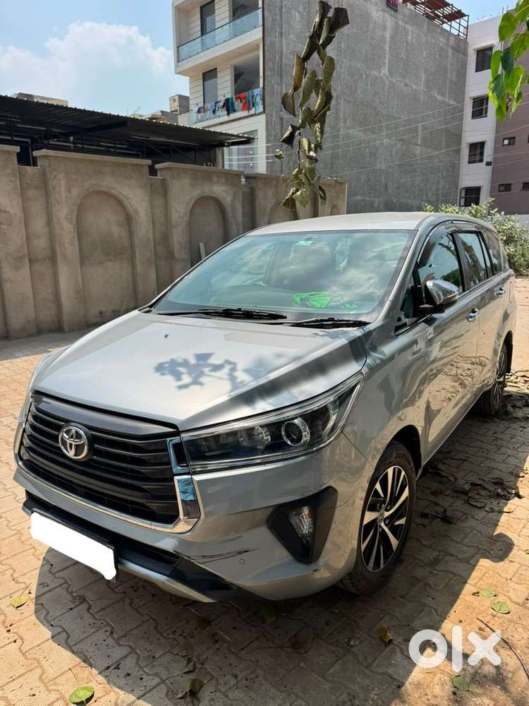 Toyota Innova Crysta [2020-ongoing] 2.4 Zx At 7 Str, 2022, Diesel
