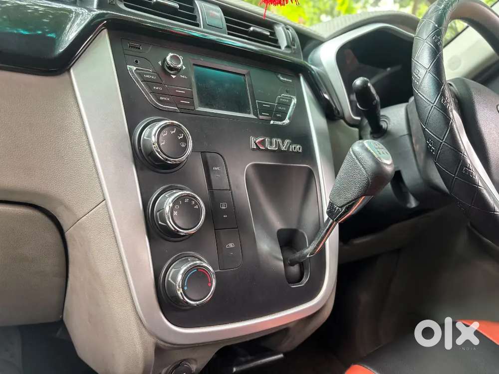 Mahindra Kuv 100 2016