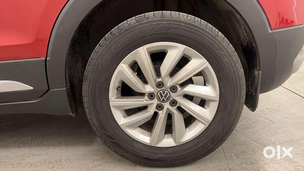 Volkswagen Taigun 1.0 Tsi Highline At, 2022, Petrol