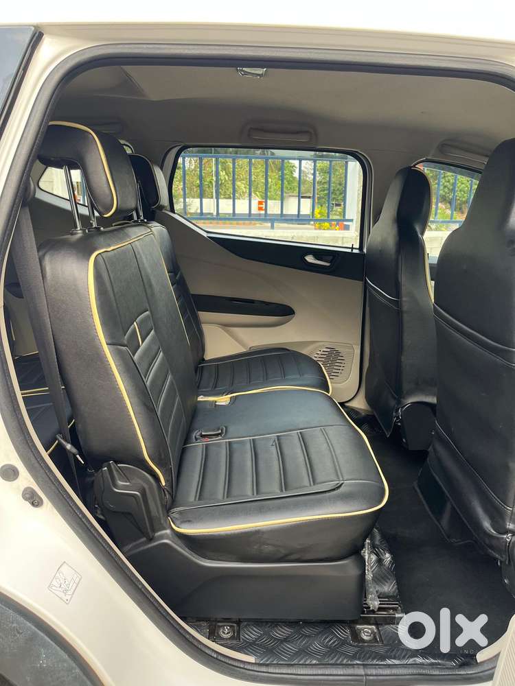 Renault Triber Rxz, 2019, Petrol