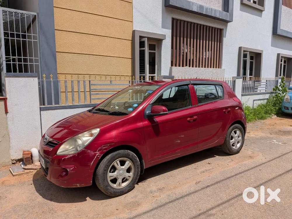 Hyundai I20 Sportz Petrol 2010
