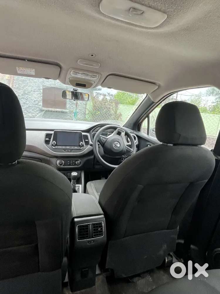 Nissan Kicks Petrol Manual 2019