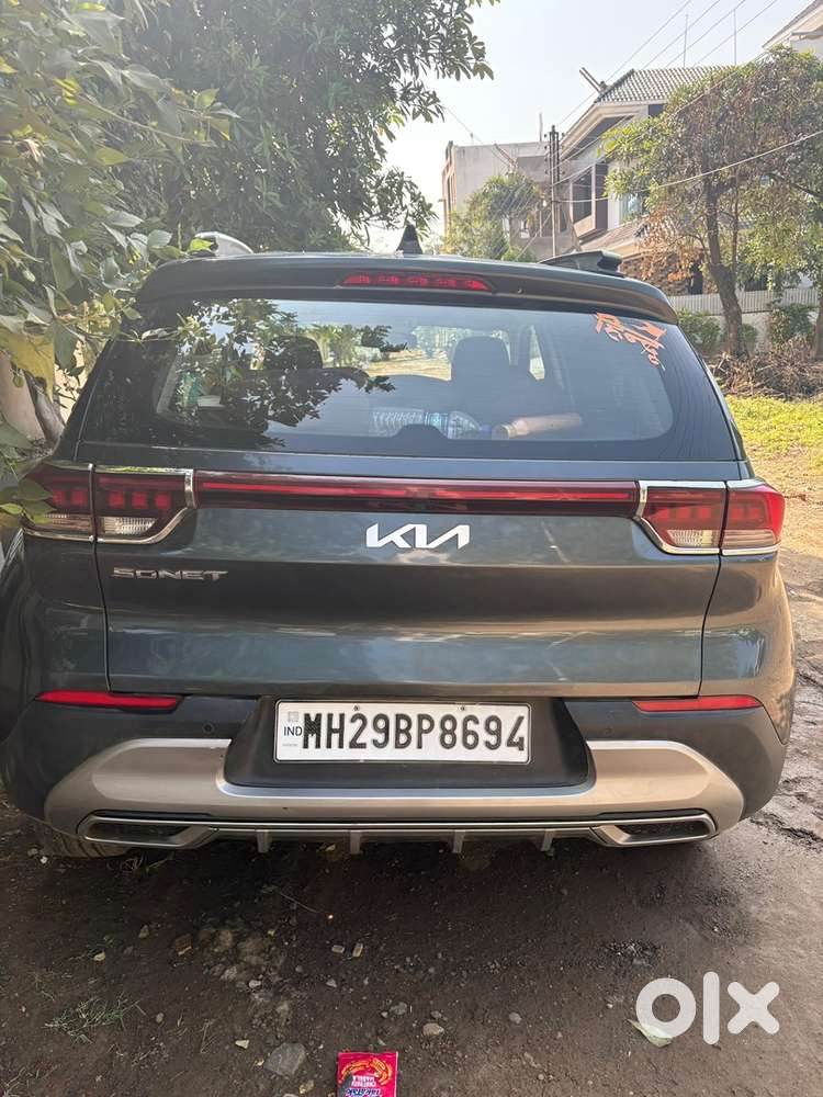 Kia Sonet Petrol 2021
