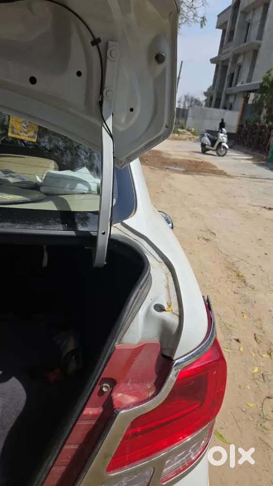 Maruti Suzuki Dzire 2017 Diesel 78478 Km Driven