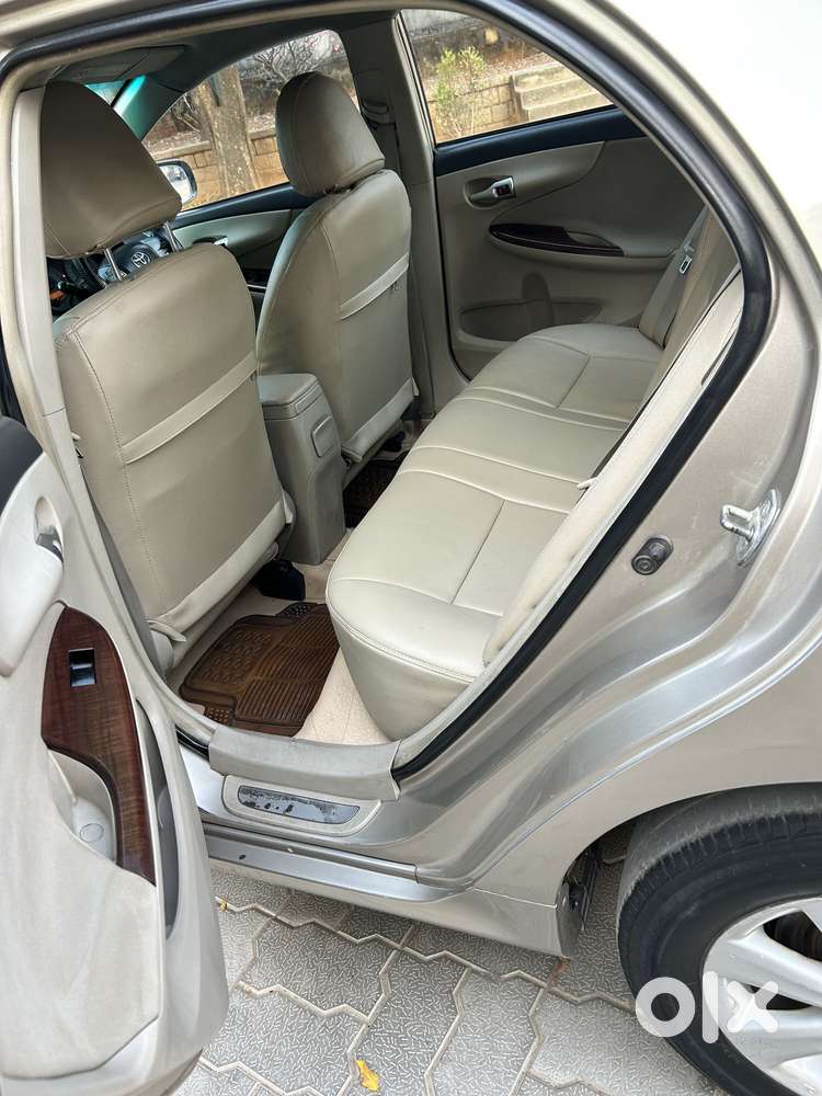 Toyota Corolla Altis 2010-2013 Diesel D4dg, 2011, Diesel