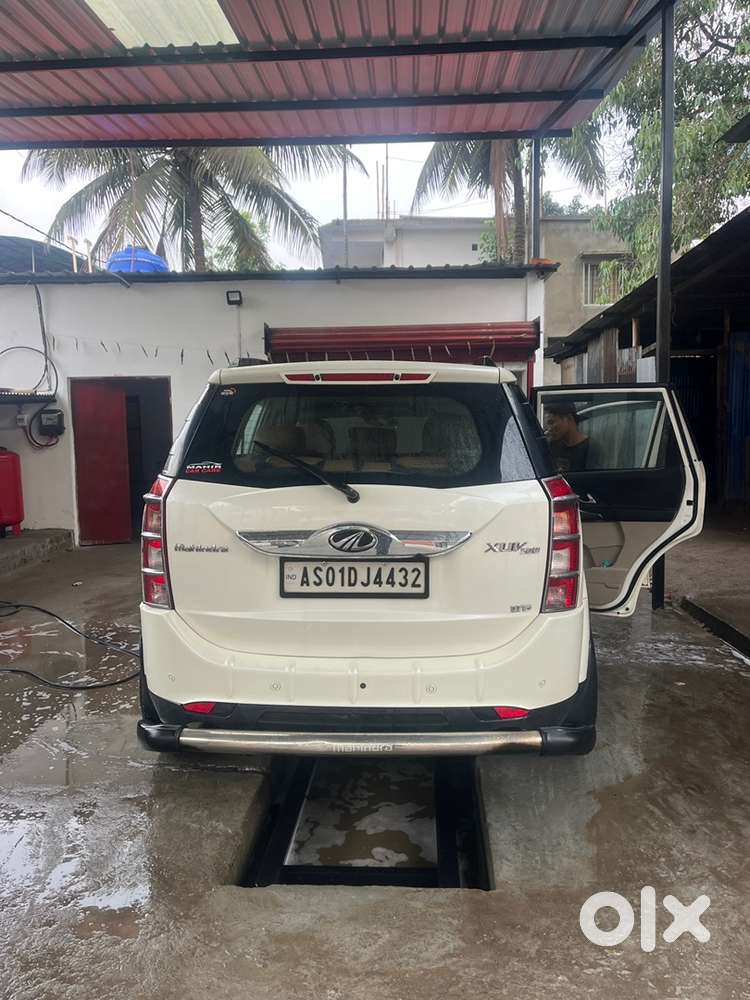 Mahindra Xuv500 Diesel 2017  Very Good Condition Just Buy And Drive