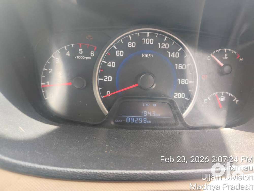 Hyundai Grand I10 2016 Diesel 94000 Km Driven