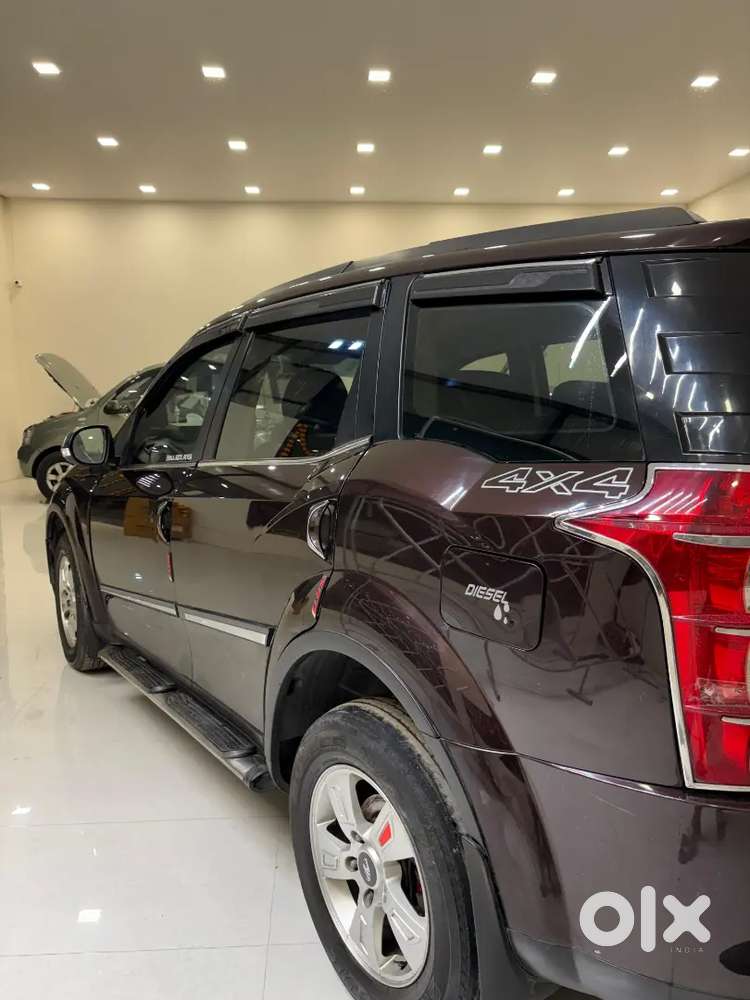 Mahindra Xuv500 2015