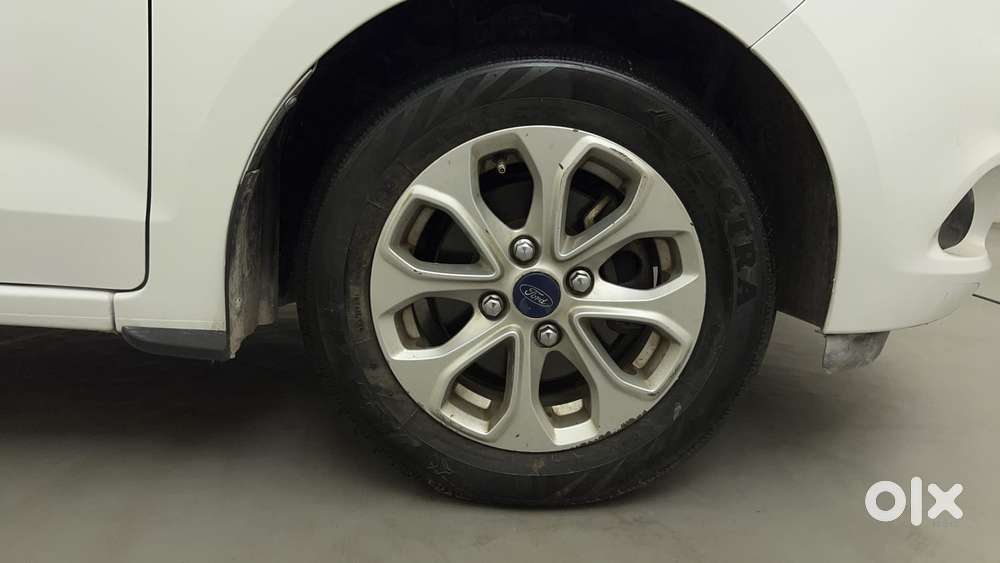 Ford Figo 2012-2015 Petrol Titanium, 2017, Petrol
