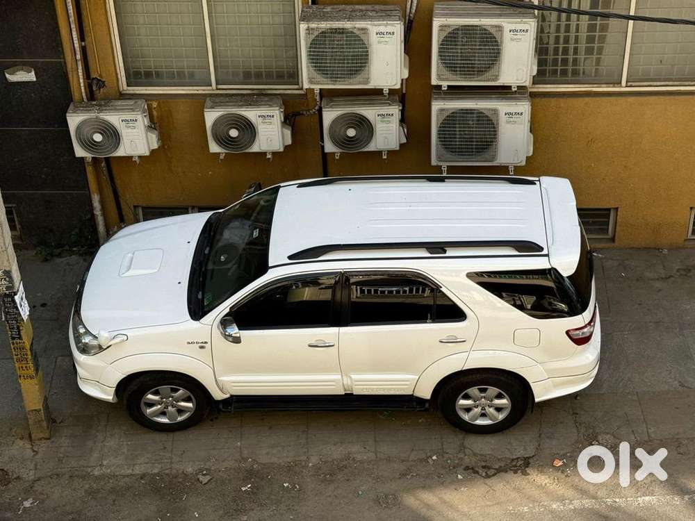 2010 Model Toyota Fortuner 4*4 Original Kerala Low Km