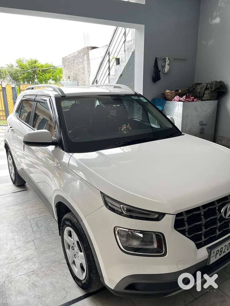 Hyundai Venue Petrol 2020