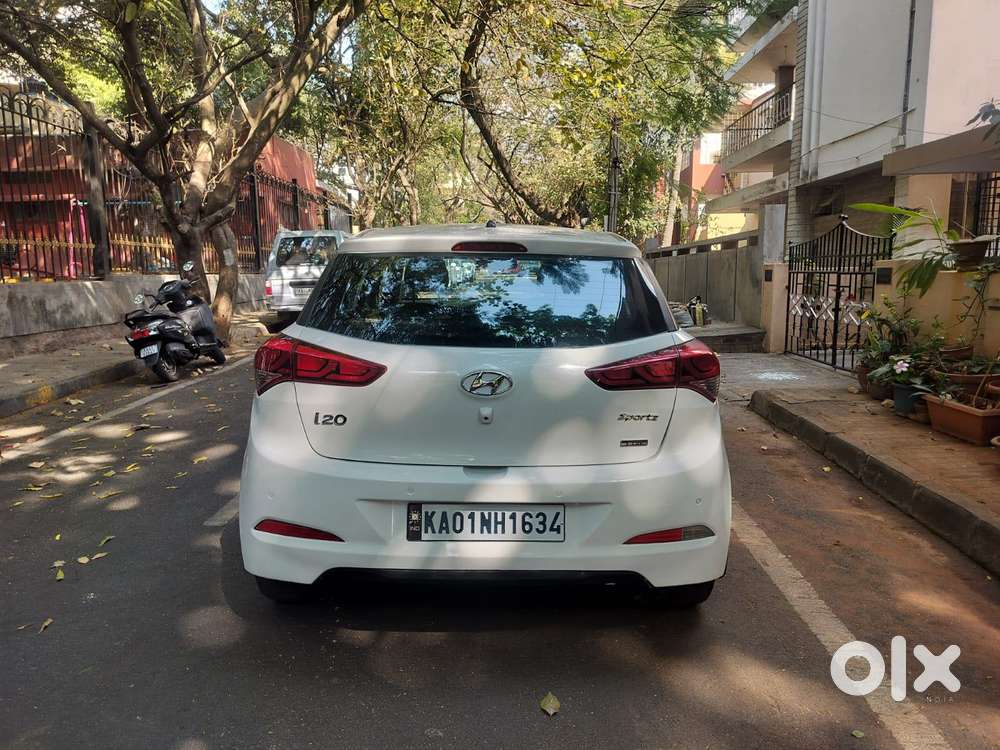 Hyundai Elite I20 Sportz (o) 1.2, 2014, Petrol