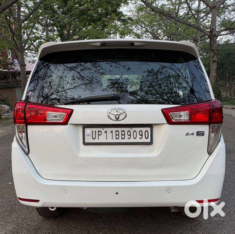Toyota Innova Crysta 2.4 G Mt, 2016, Diesel