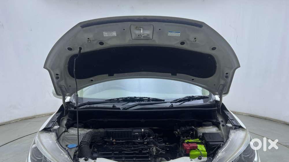 Maruti Suzuki Ertiga Vxi At, 2021, Petrol